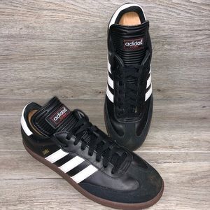 Samba Classic Soccer Shoes Men’s size 9